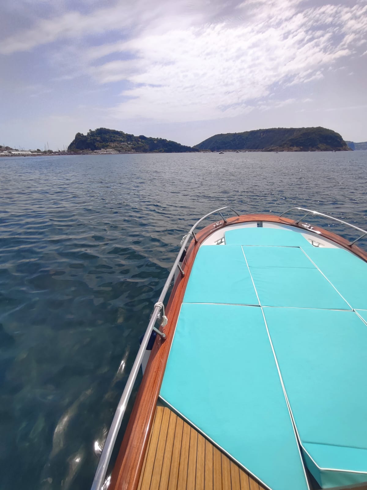 CAPRI & VESUVIO: UN AMORE ETERNO